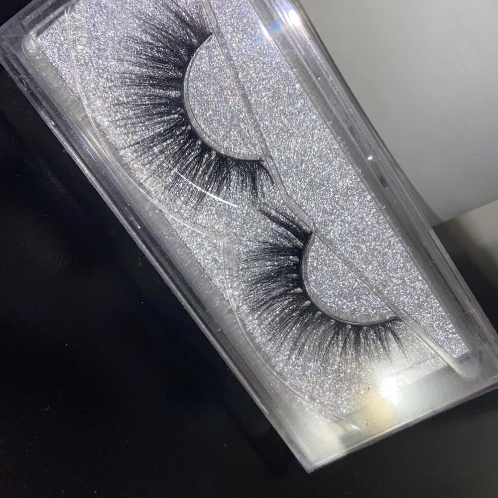 Lashes
